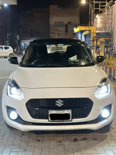 Suzuki Swift GLX 2022
