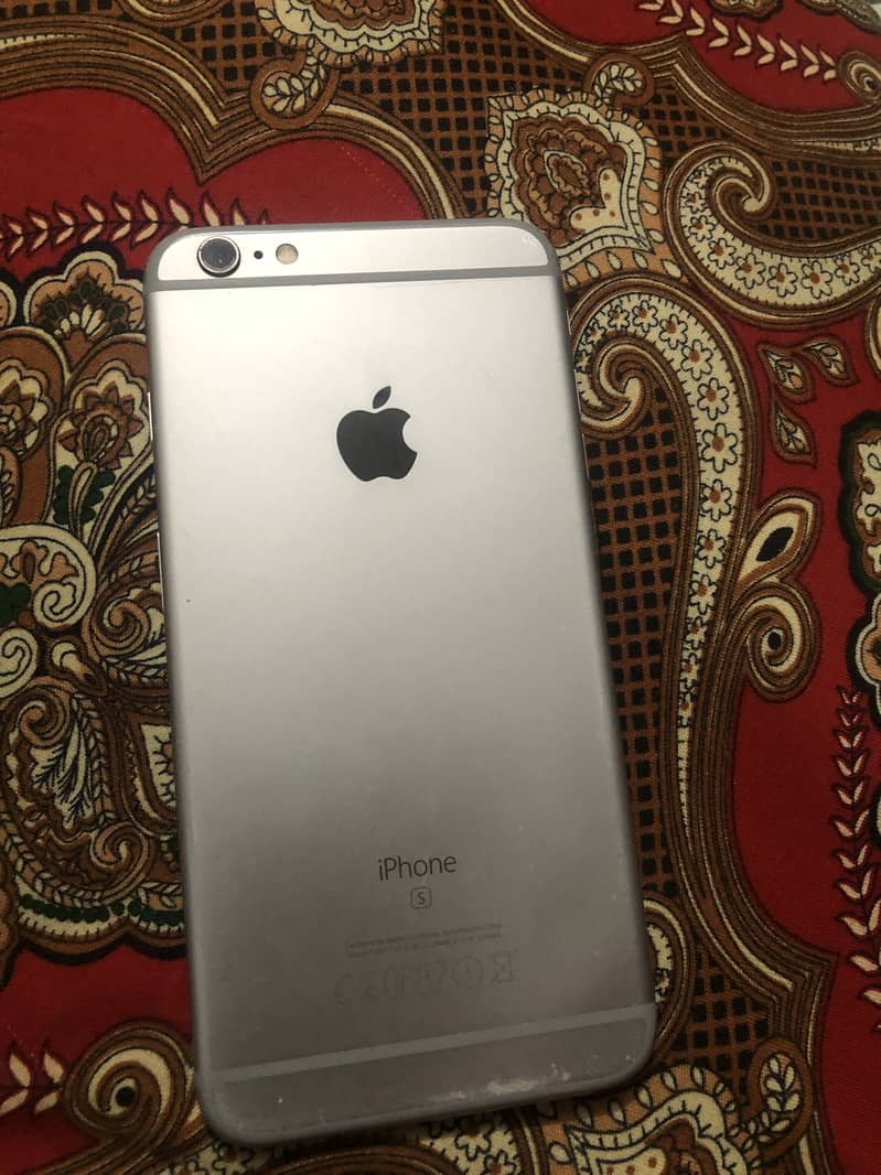 Apple iPhone 6S Plus 0