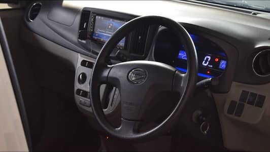 Daihatsu Mira 2012