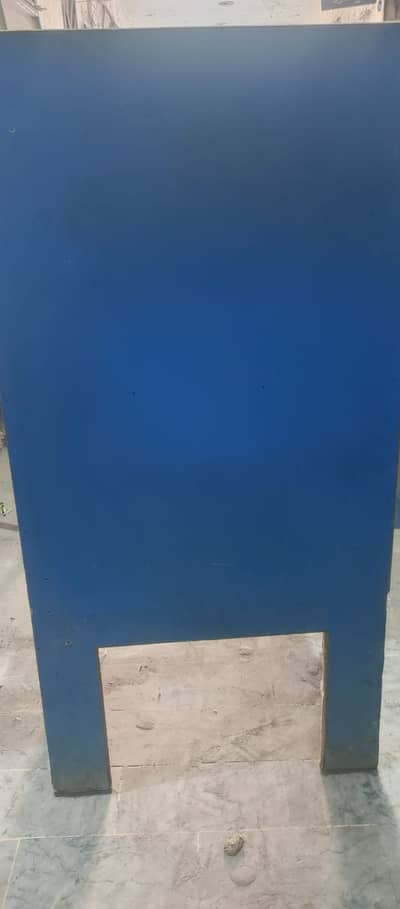 Lamination sheet computer table