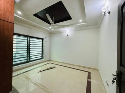 14 Marla Upper Portion For Rent