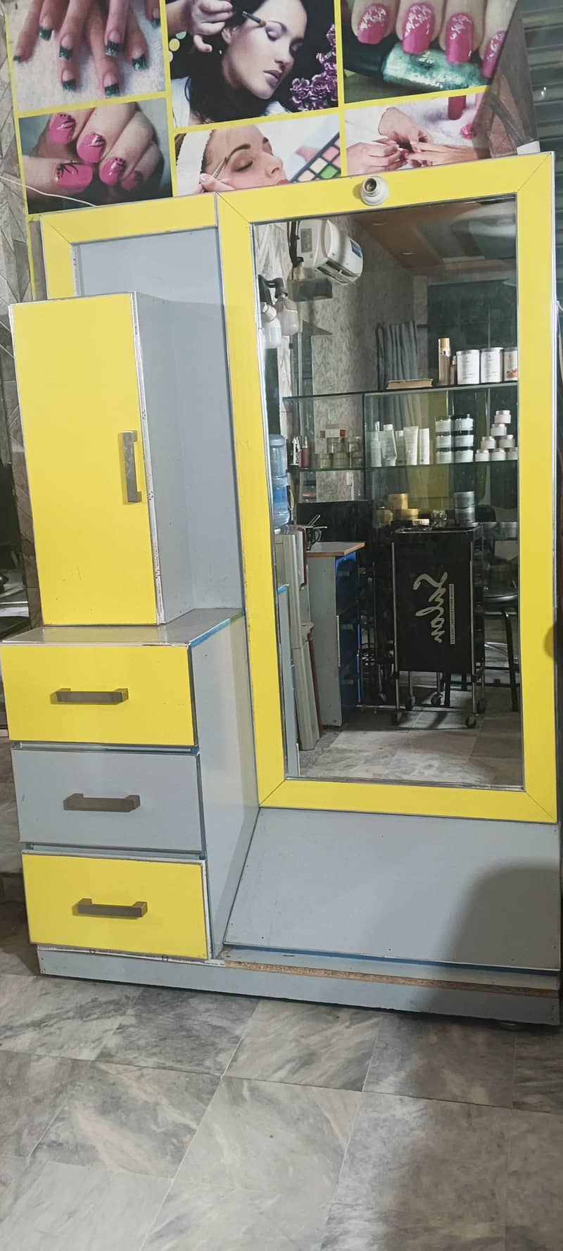 dressing table 2