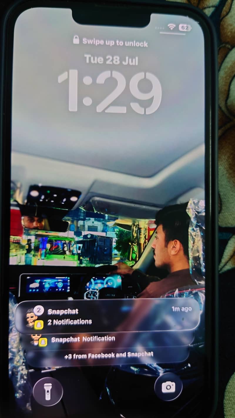 Apple iPhone 13 1