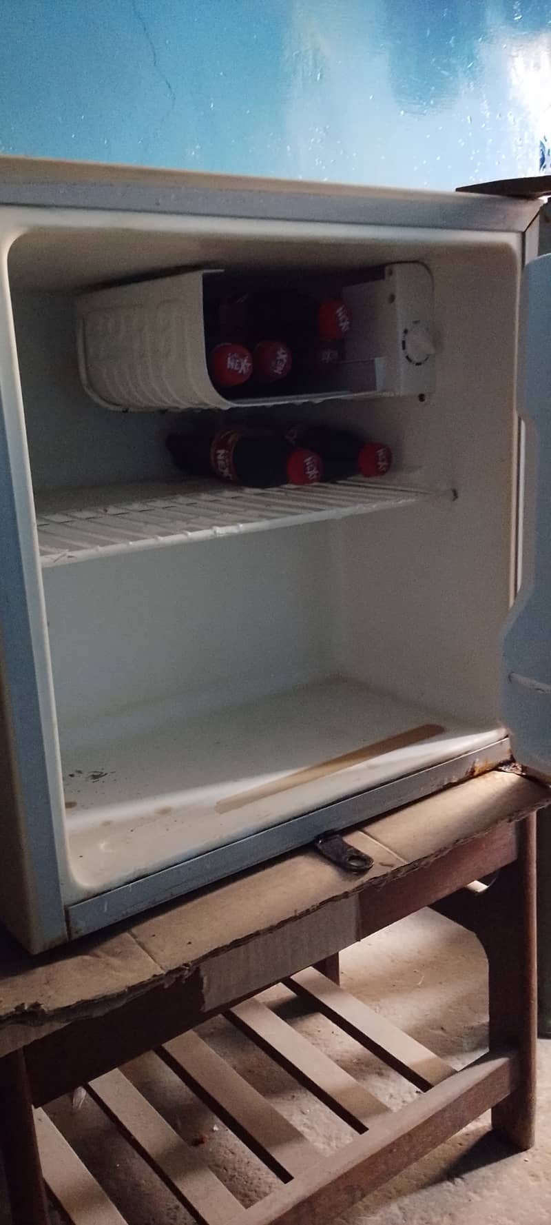 Mini fridge 3