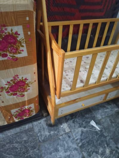 kids jhula as like new not used.