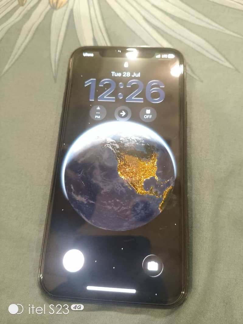 Apple iPhone 11 Pro 2