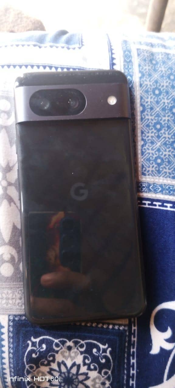 Google Pixel 8 3
