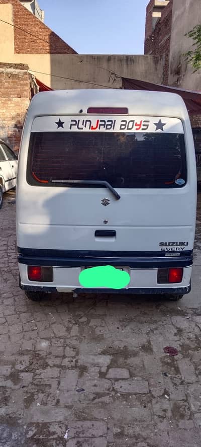 Suzuki Every 2015