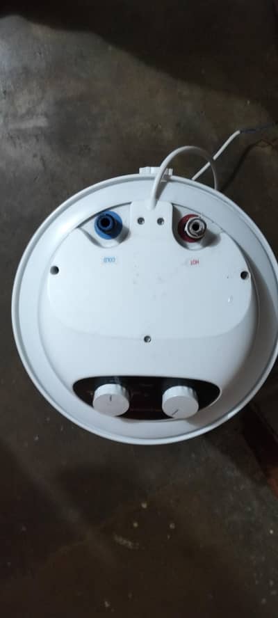 Electric Geyser on sale