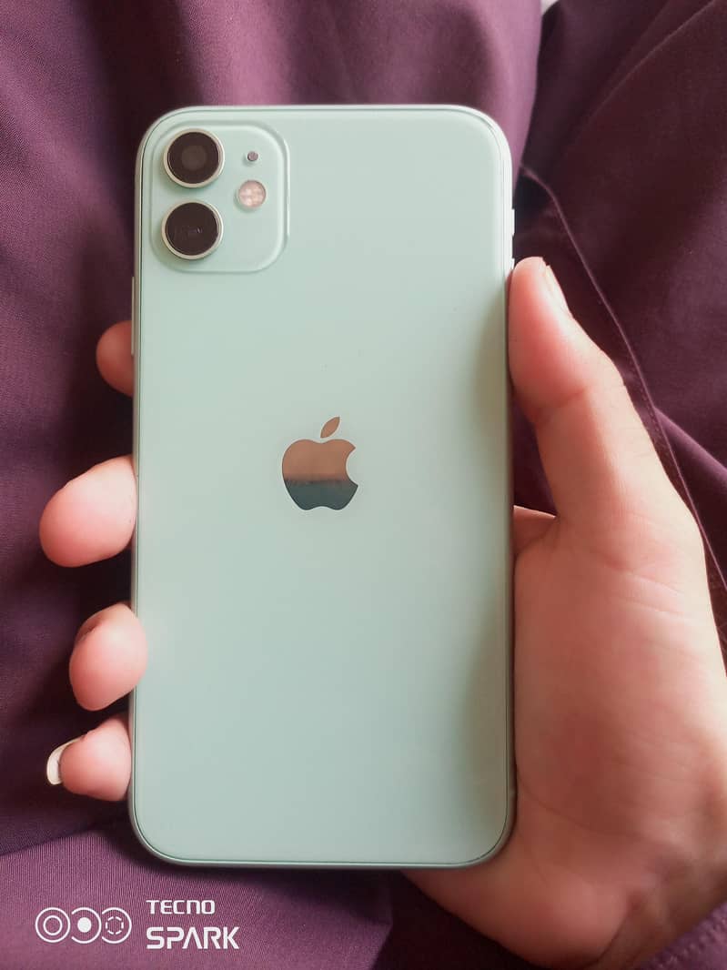 Apple iPhone 11 3