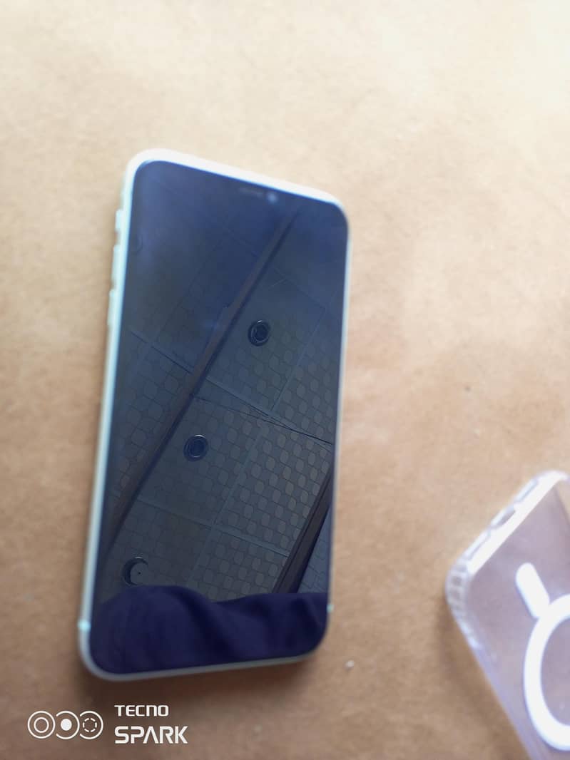 Apple iPhone 11 5