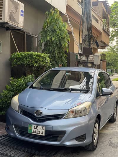 Toyota Vitz 2012