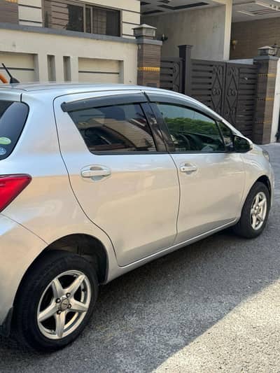 Toyota Vitz 2014