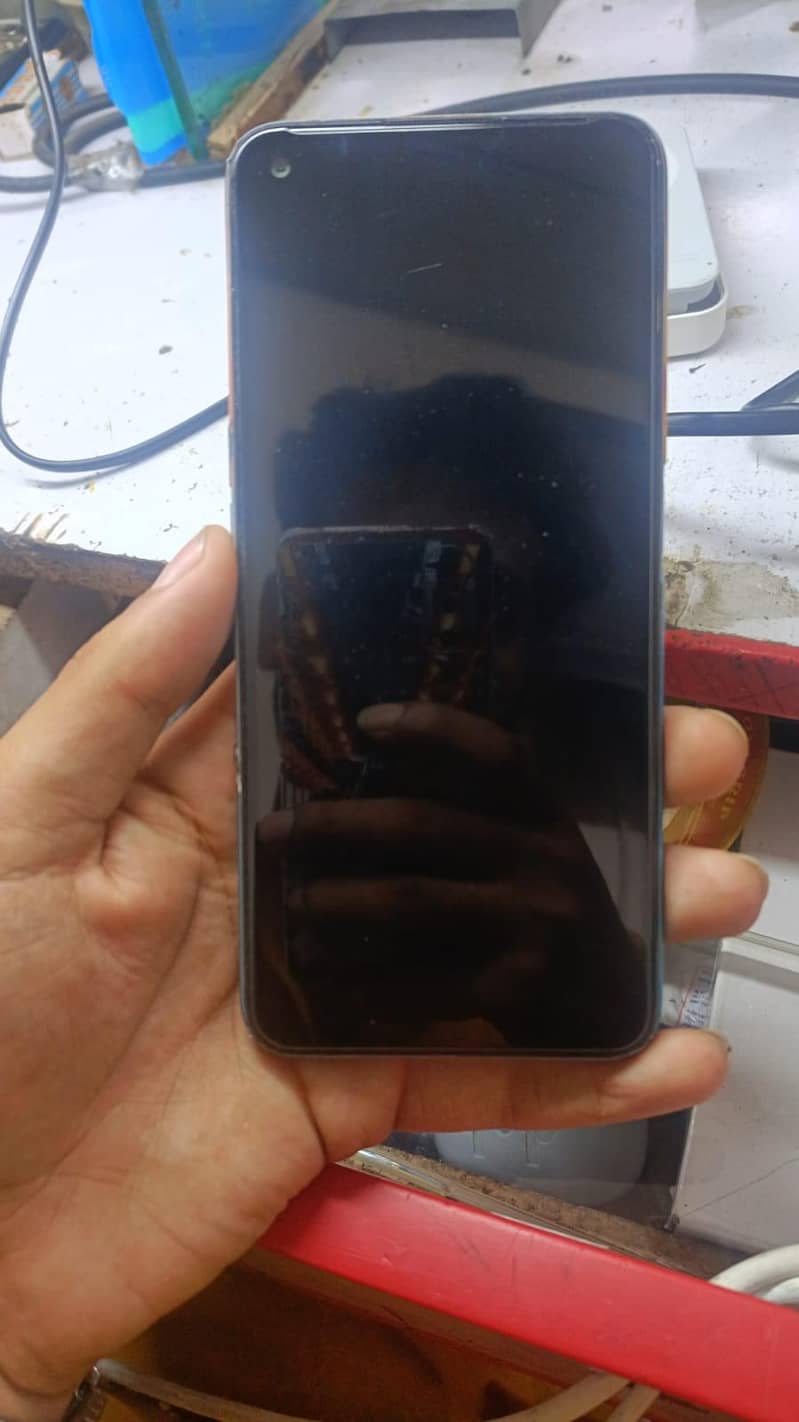 OPPO A76 1
