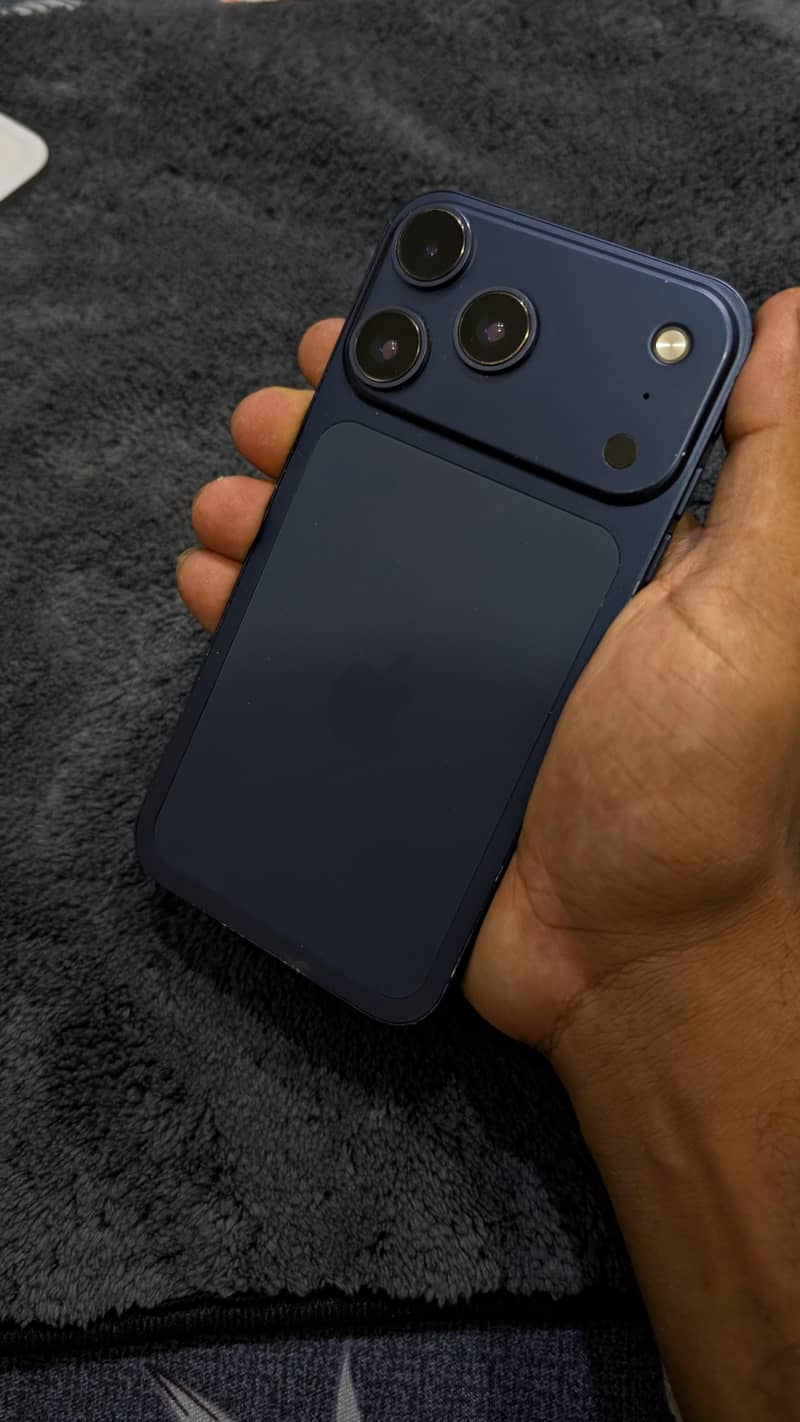 Apple iPhone 17 Pro 2