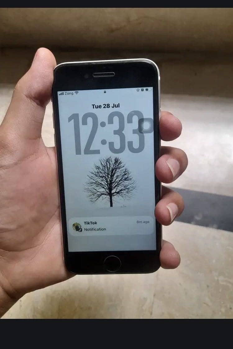 Apple iPhone SE 2