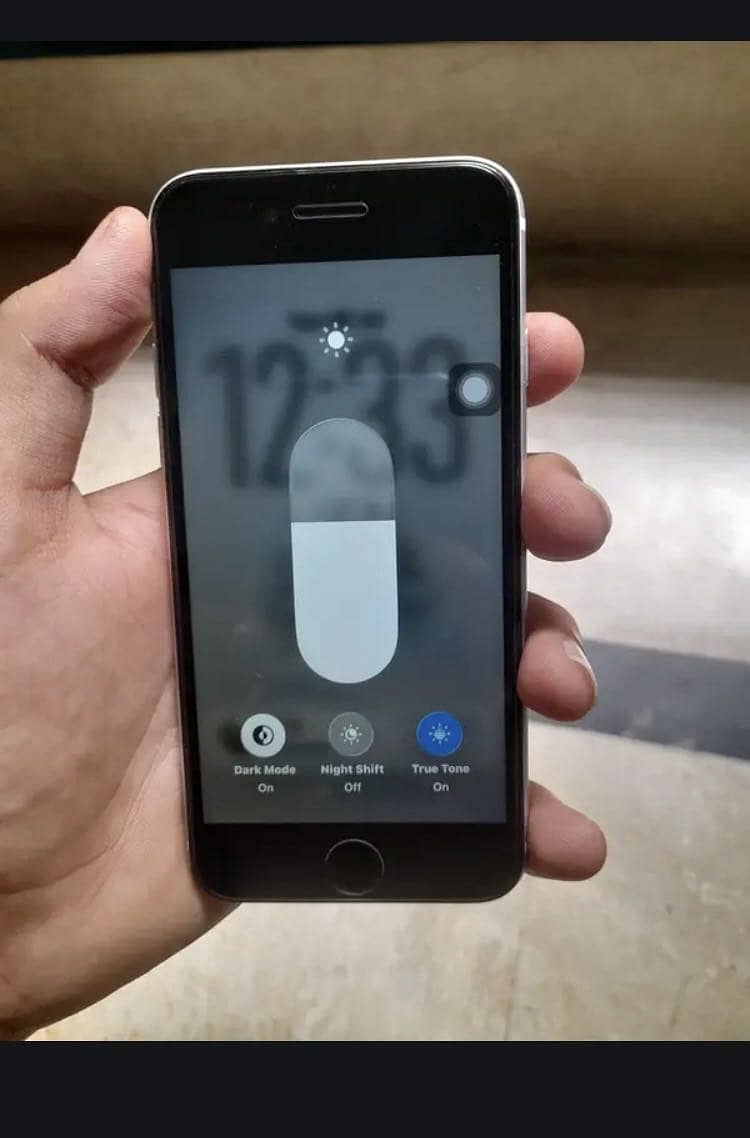 Apple iPhone SE 3
