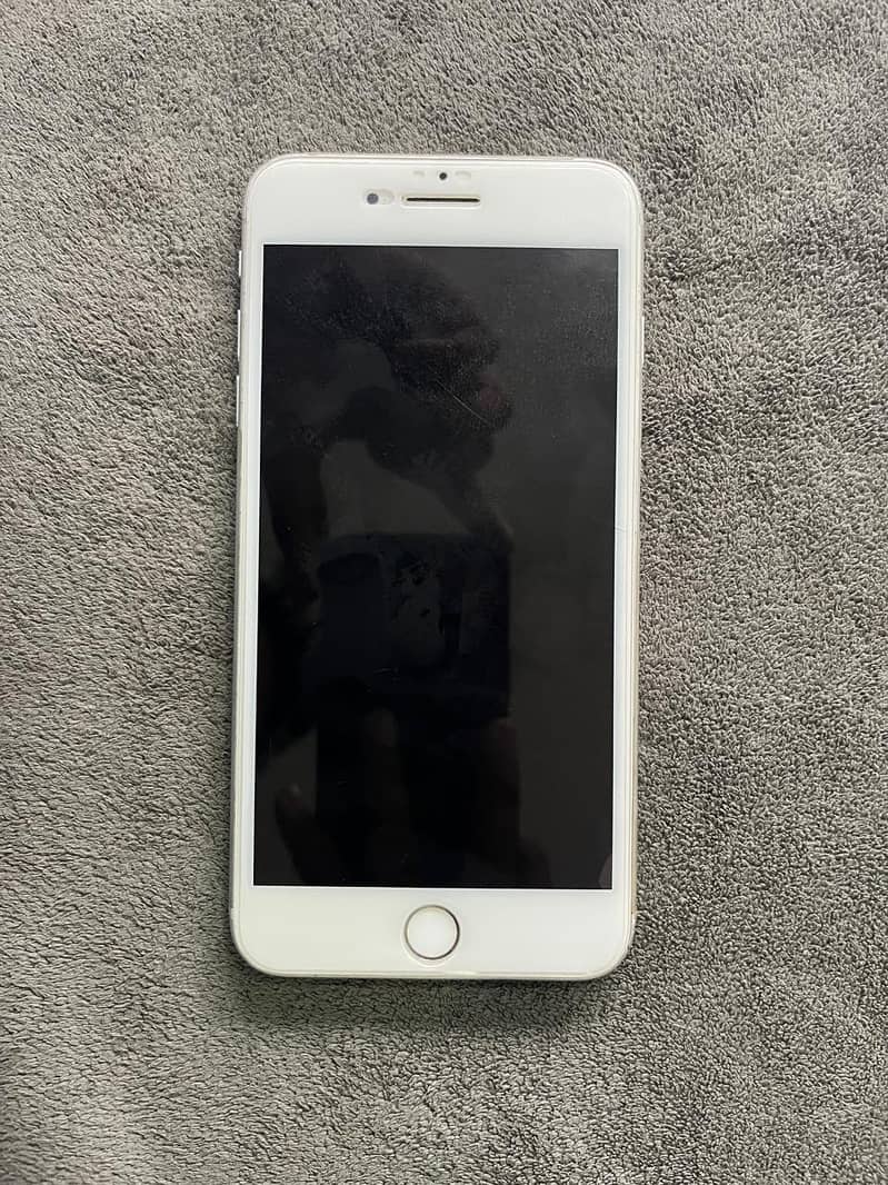 Apple iPhone 7 Plus 1