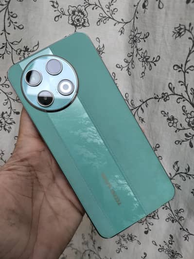 Tecno SPARK 30 Pro