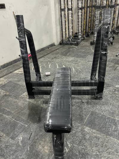 Bench Press / Functional trainer / Cross cable / 4 station Machine