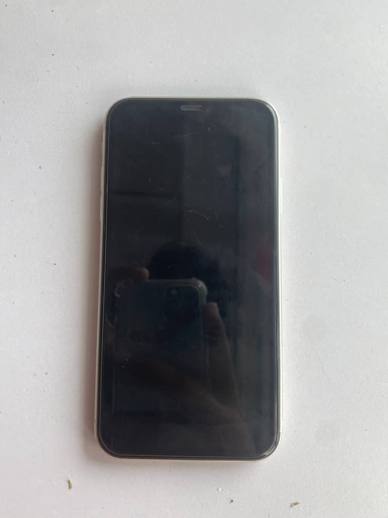 Apple iPhone 11 0