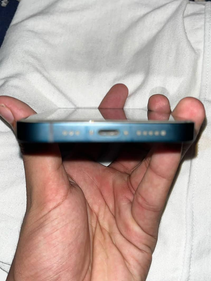 Apple iPhone 14 1