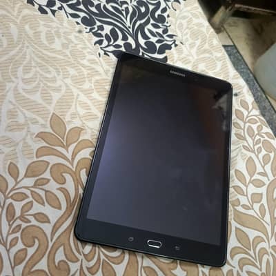 Samsung Galaxy Tab SM T-550
