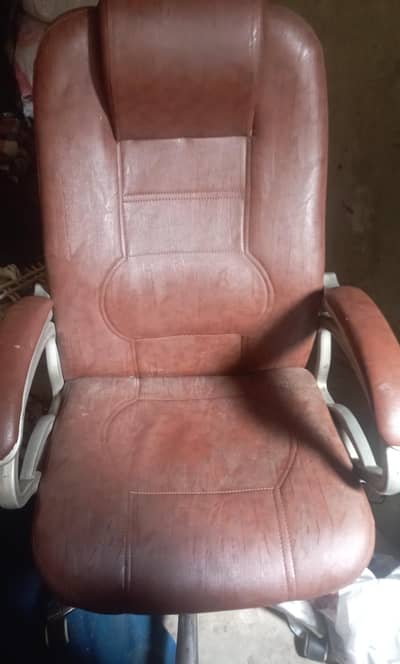 revolving chair