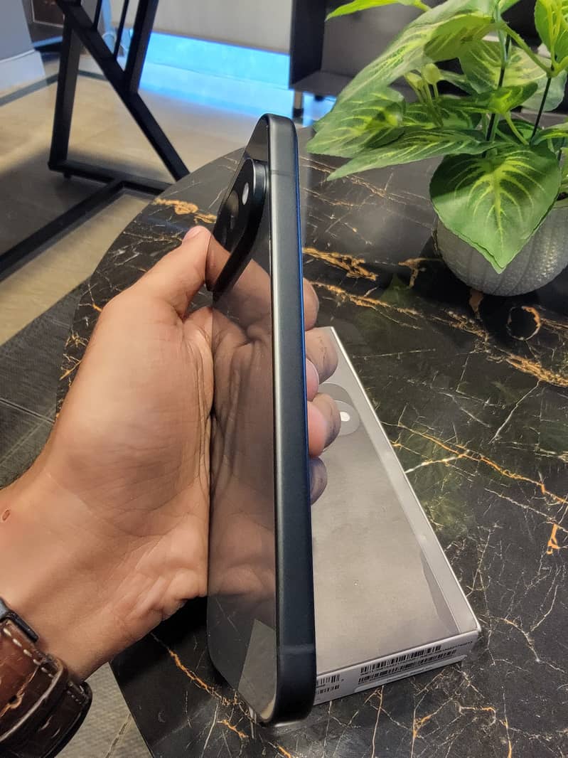 Google Pixel 10 6