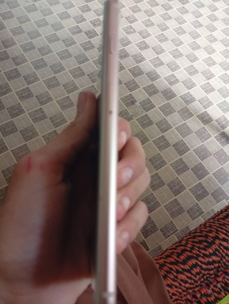 Apple iPhone 8 Plus 2