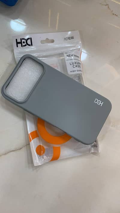 Iphone 17 pro max cover brand new