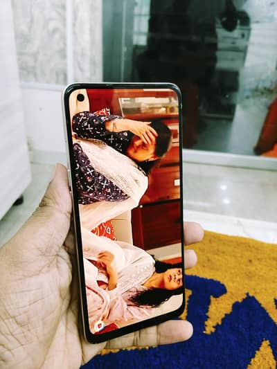OPPO F21 Pro