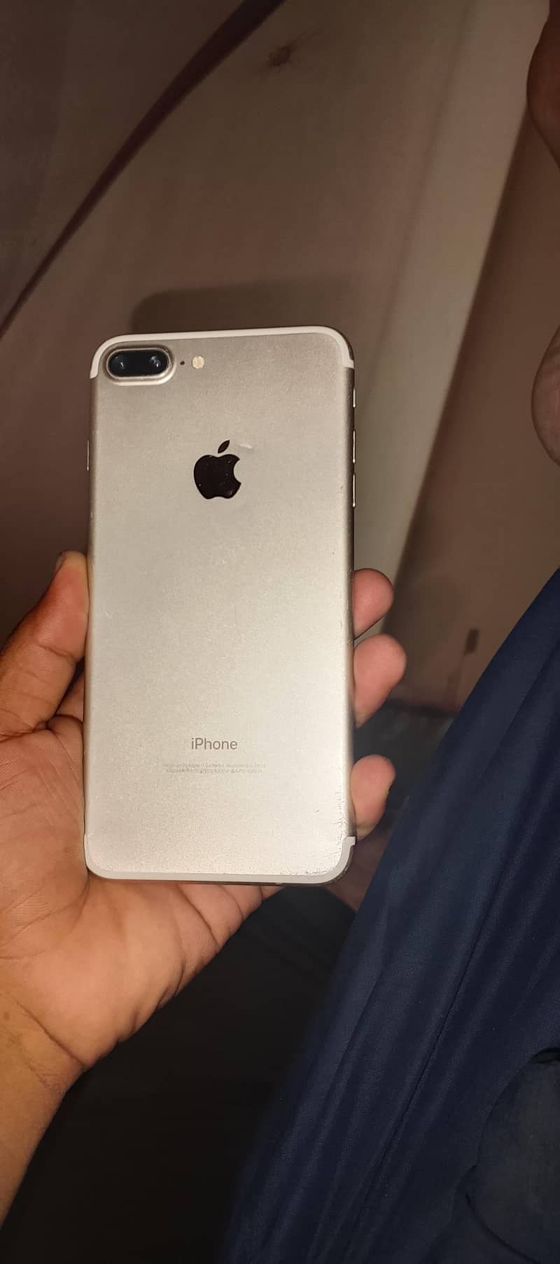 Apple iPhone 7 Plus 1