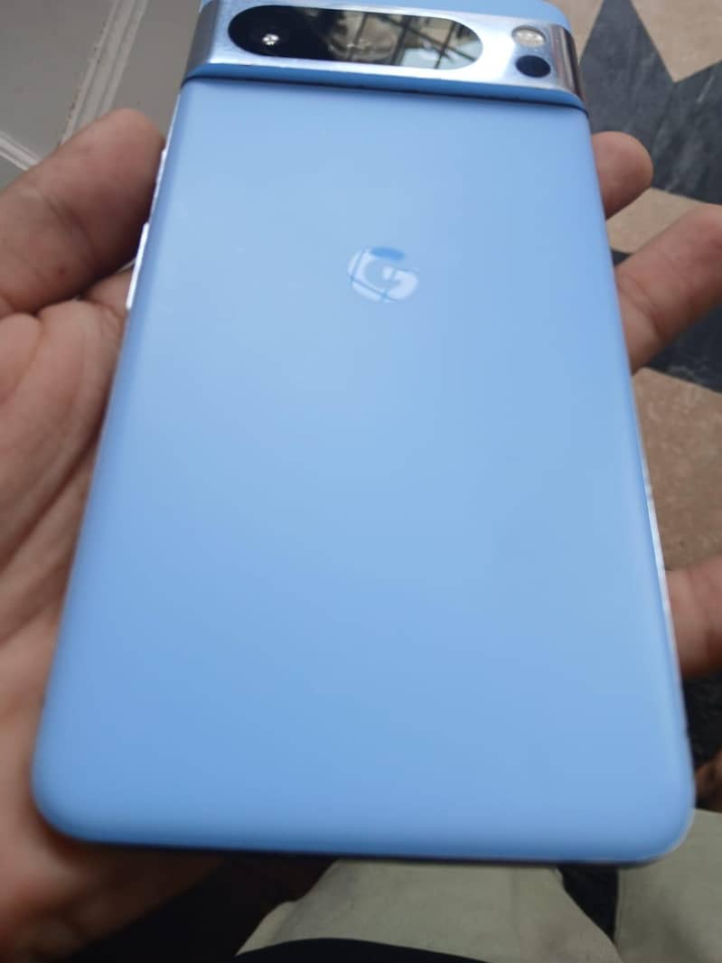Google Pixel 8 Pro 2