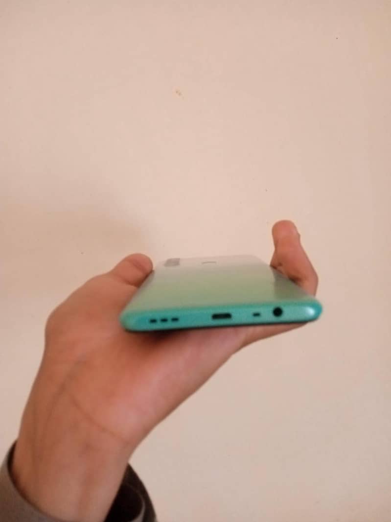 OPPO A31 1
