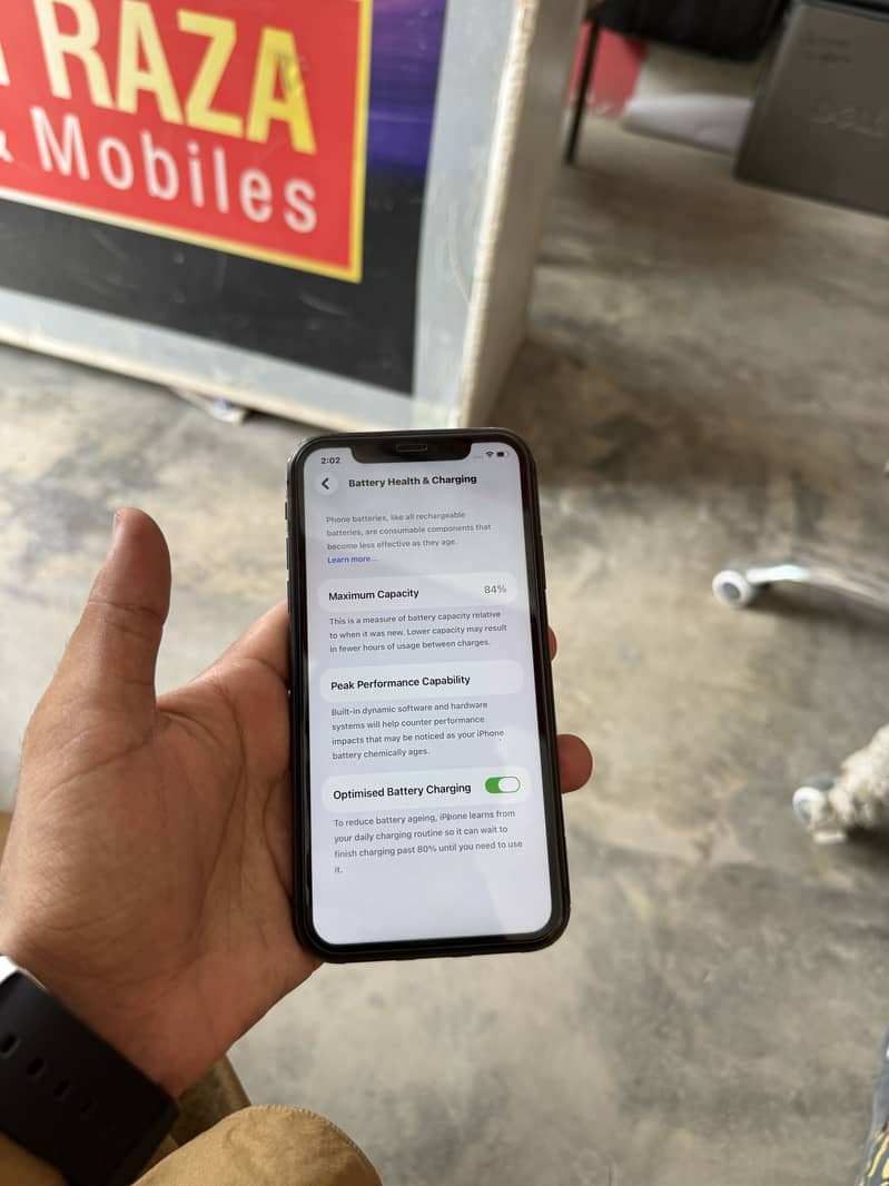 iPhone 11 2