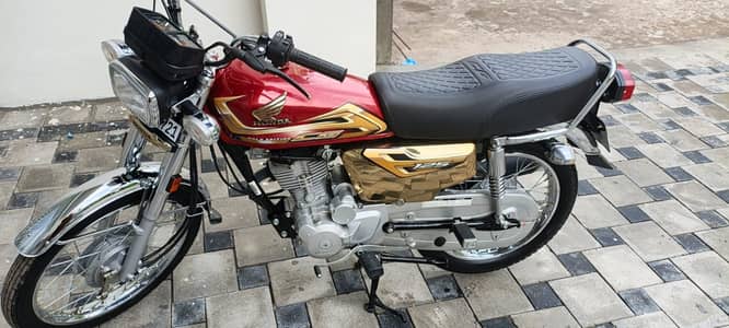 Honda CG 125 Gold Edition 2026 | 6,700 KM | Showroom Condition.