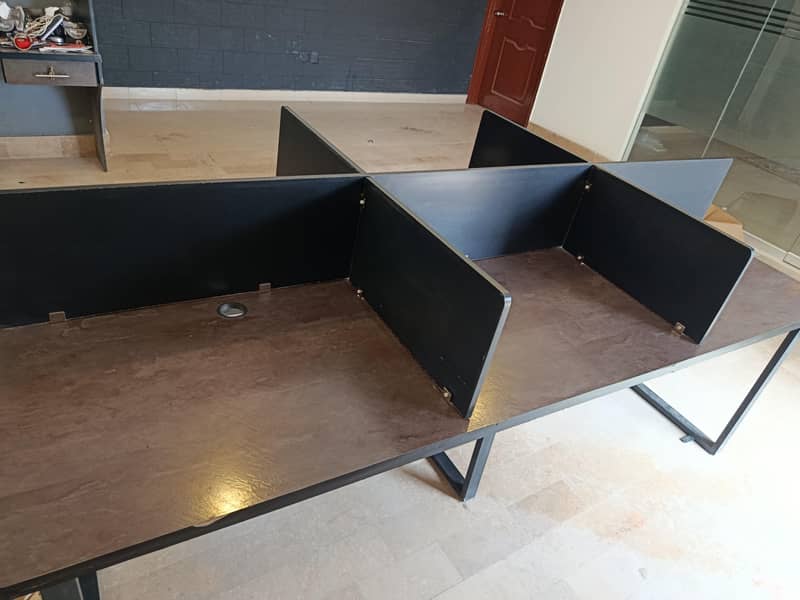 Office workstation table 2