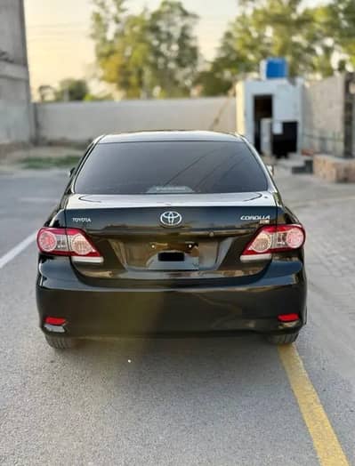Toyota Corolla GLI 2011