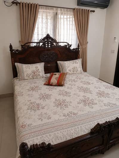 Original Chinioti Furniture for Sale – Premium Solid Wood