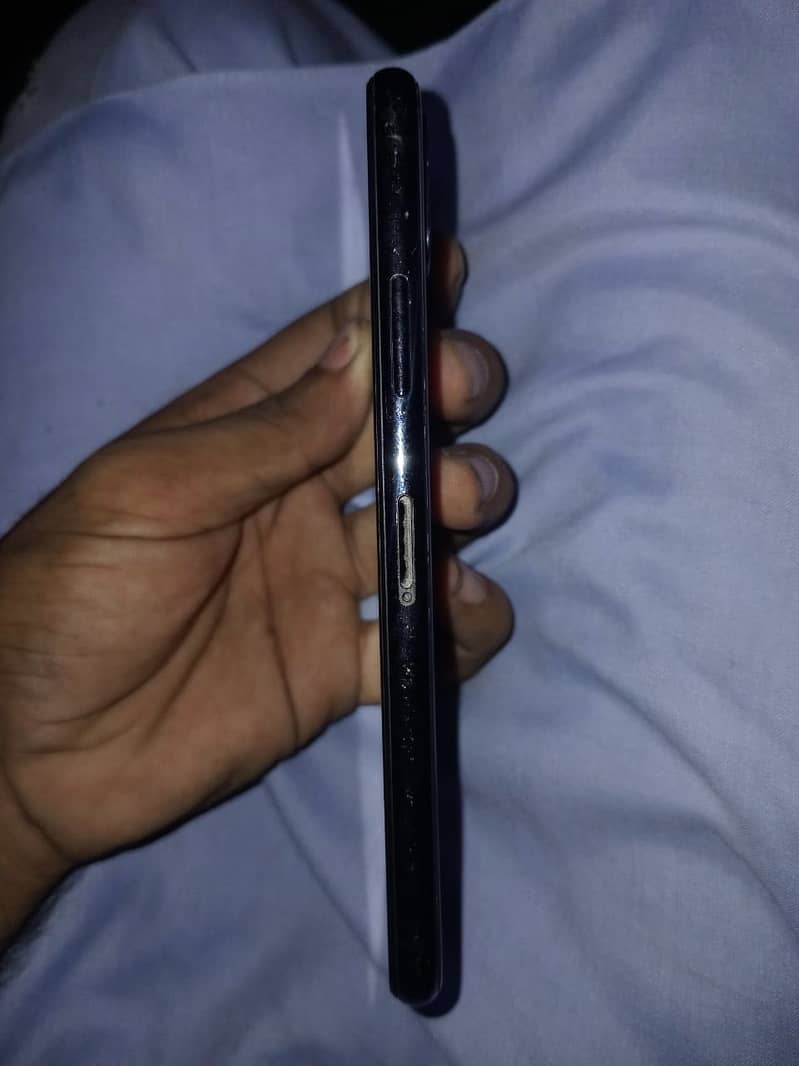 Apple iPhone X 3