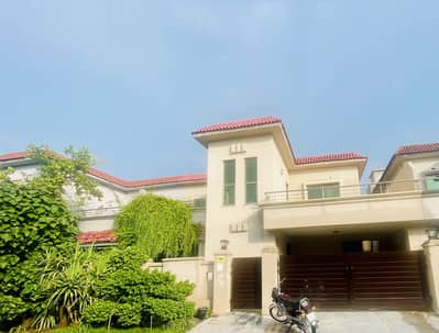 10 Marla 4 Bedroom House Available For Rent In Askari 11 Lahore