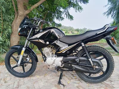 Yamaha ybr 21/22 model urgent sale