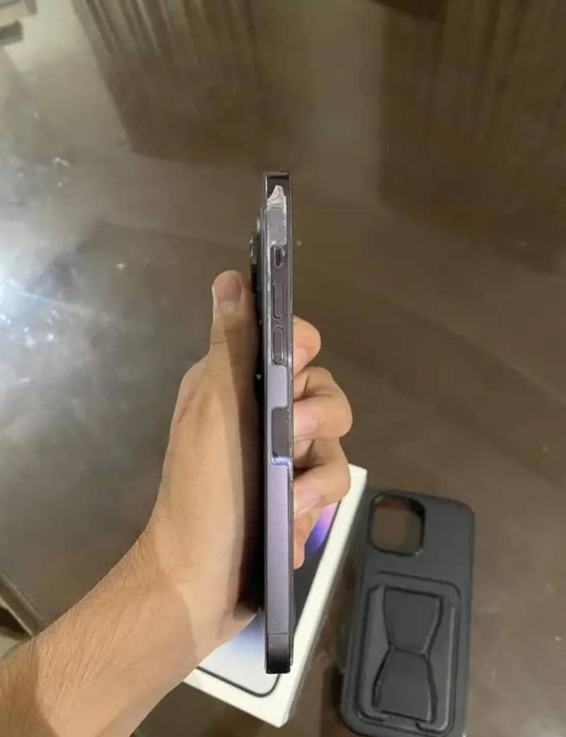 IPhone 14 Pro Max 2