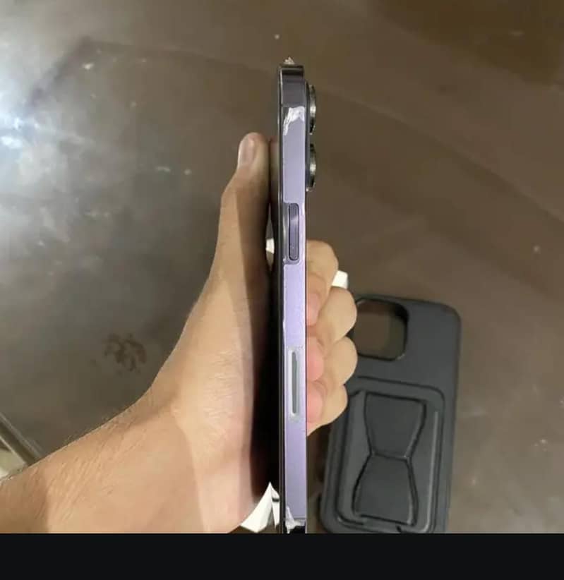 IPhone 14 Pro Max 3