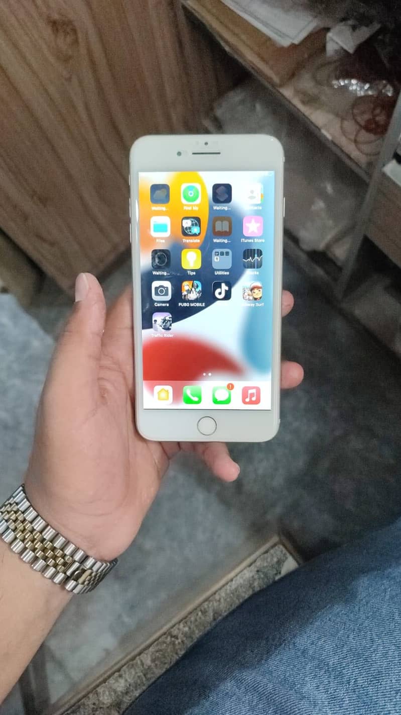 Apple iPhone 7 Plus 3