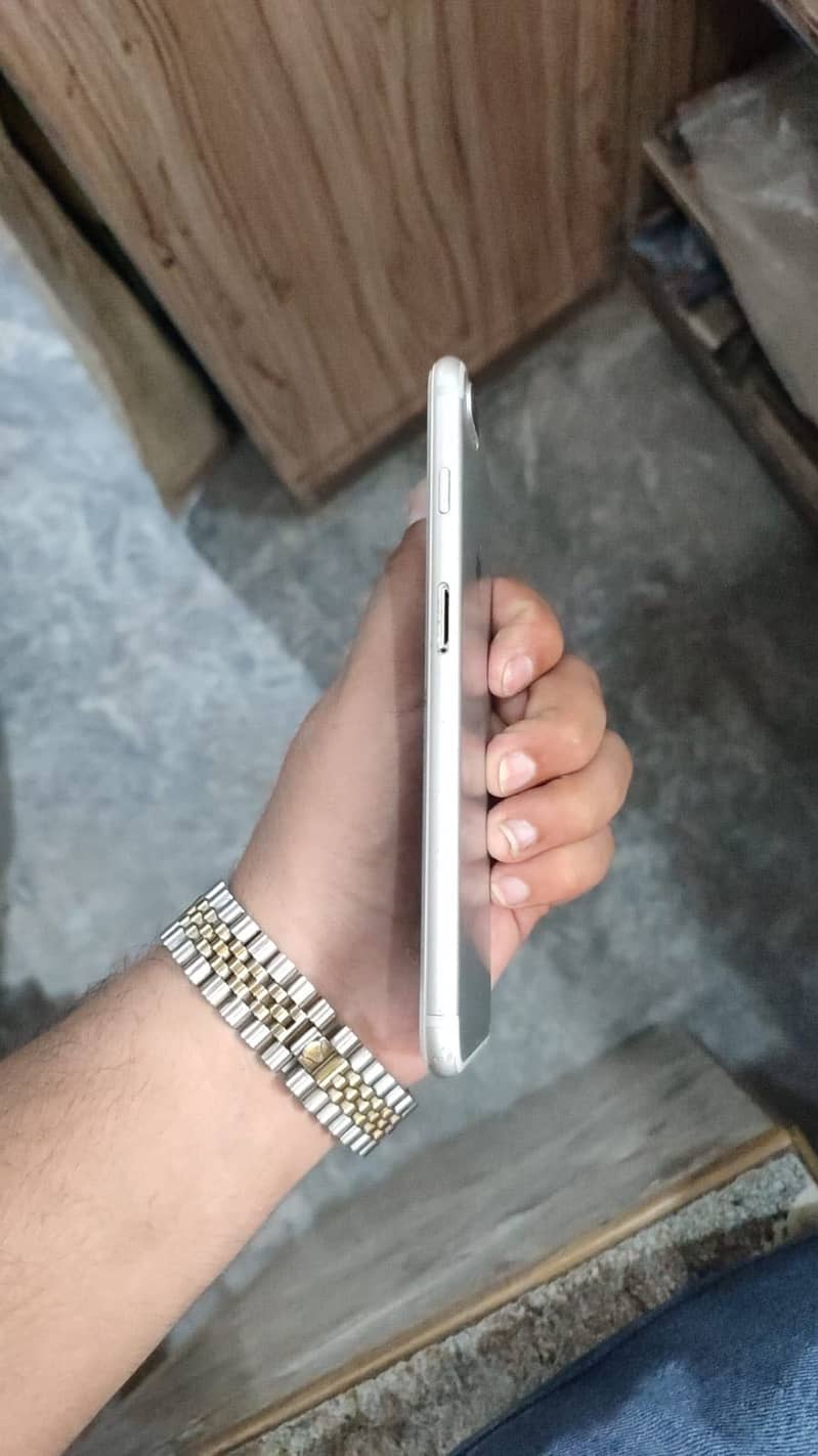 Apple iPhone 7 Plus 4