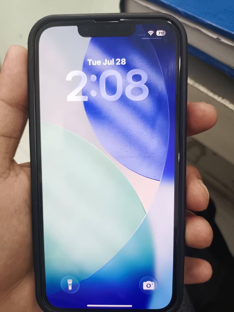 Apple iPhone 13 1