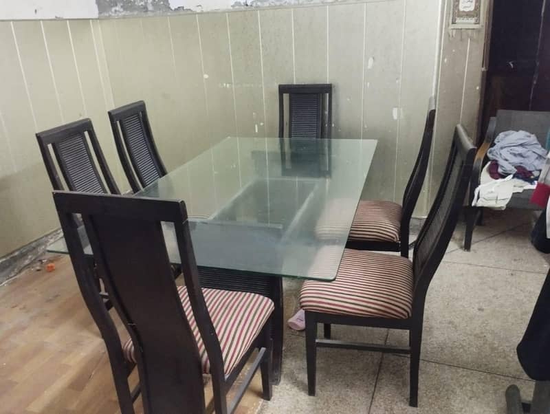 dining tables 0
