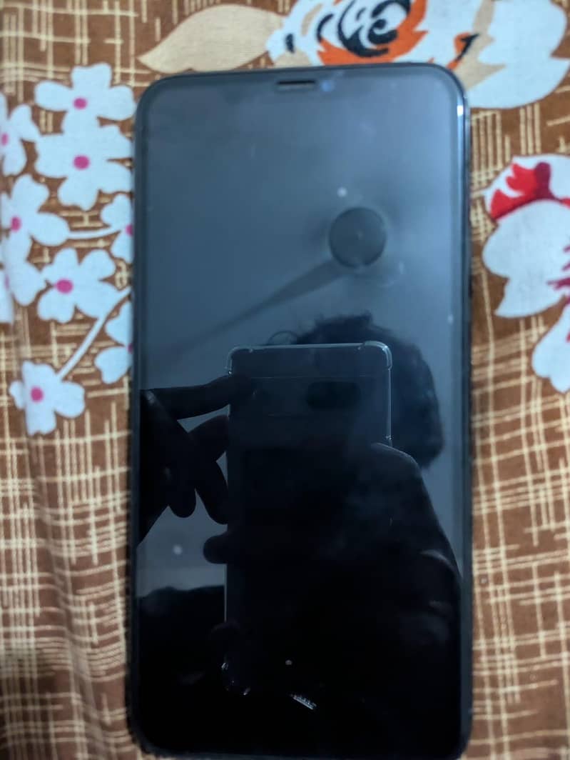 Apple iPhone 11 Pro Max 3